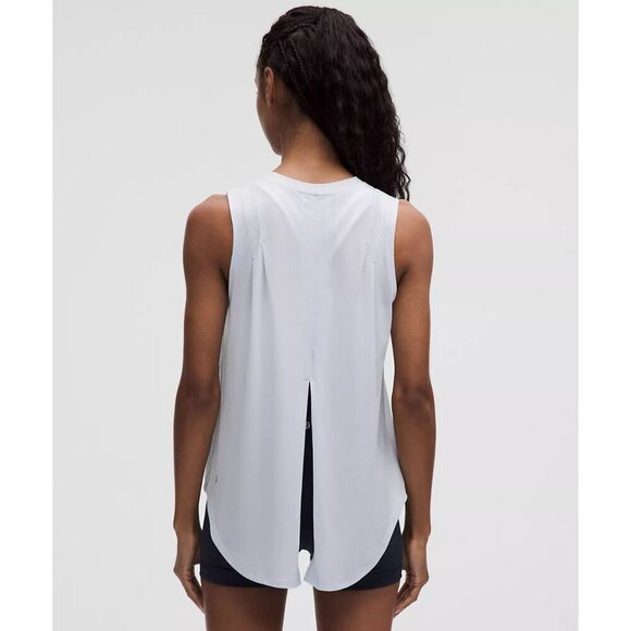 Lightweight Split-Back Training Tank Top - Starch Blue - Picture 2 of 4